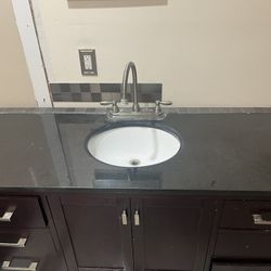Bathroom vanity
