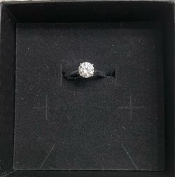 VVS1 High Quality Adjustable Size Moissanite Engagement Ring
