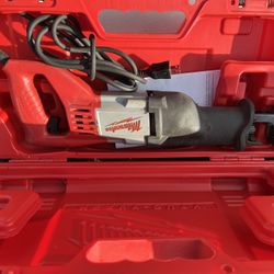 SAWZALL Reciprocating Saw with Case