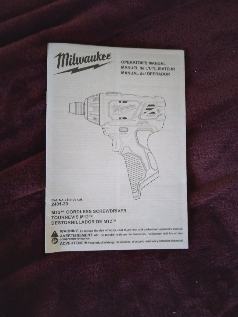 Milwaukee 12Volt Screwdriver Kit With 2 Batteries And Charger