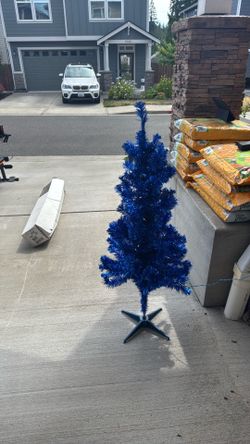 blue Christmas tree 3’ tall