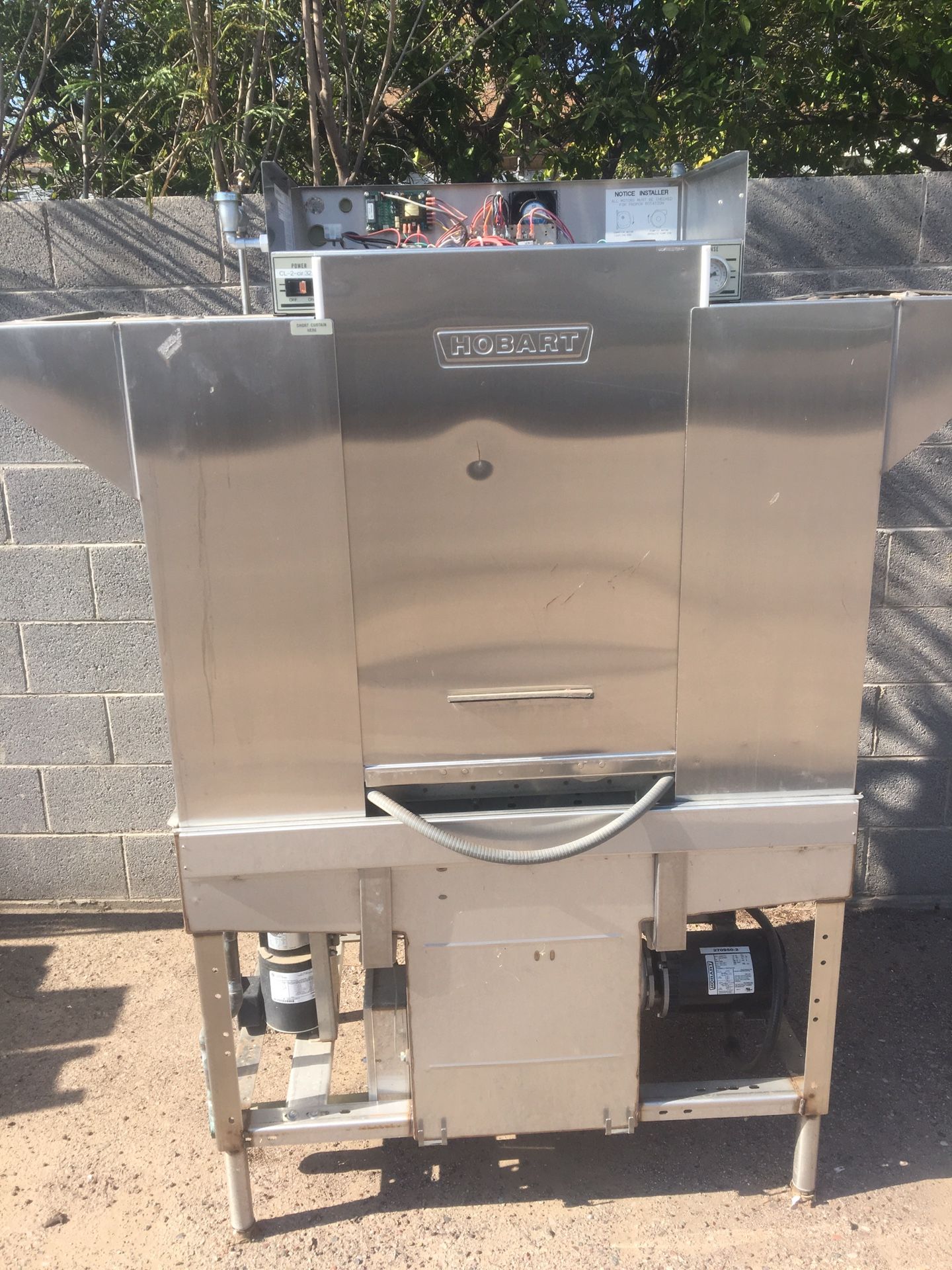 HOBART C44A COMMERCIAL 3Phase ELECTRIC HIGH TEMP CONVEYOR DISHWASHER