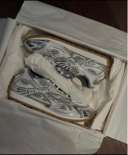 Bottega Veneta Orbit Sneakers