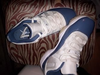 NIKE AIR JORDANS DIFFUSED BLUE SHOE