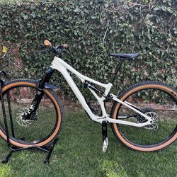 2022 Stumpjumper Expert