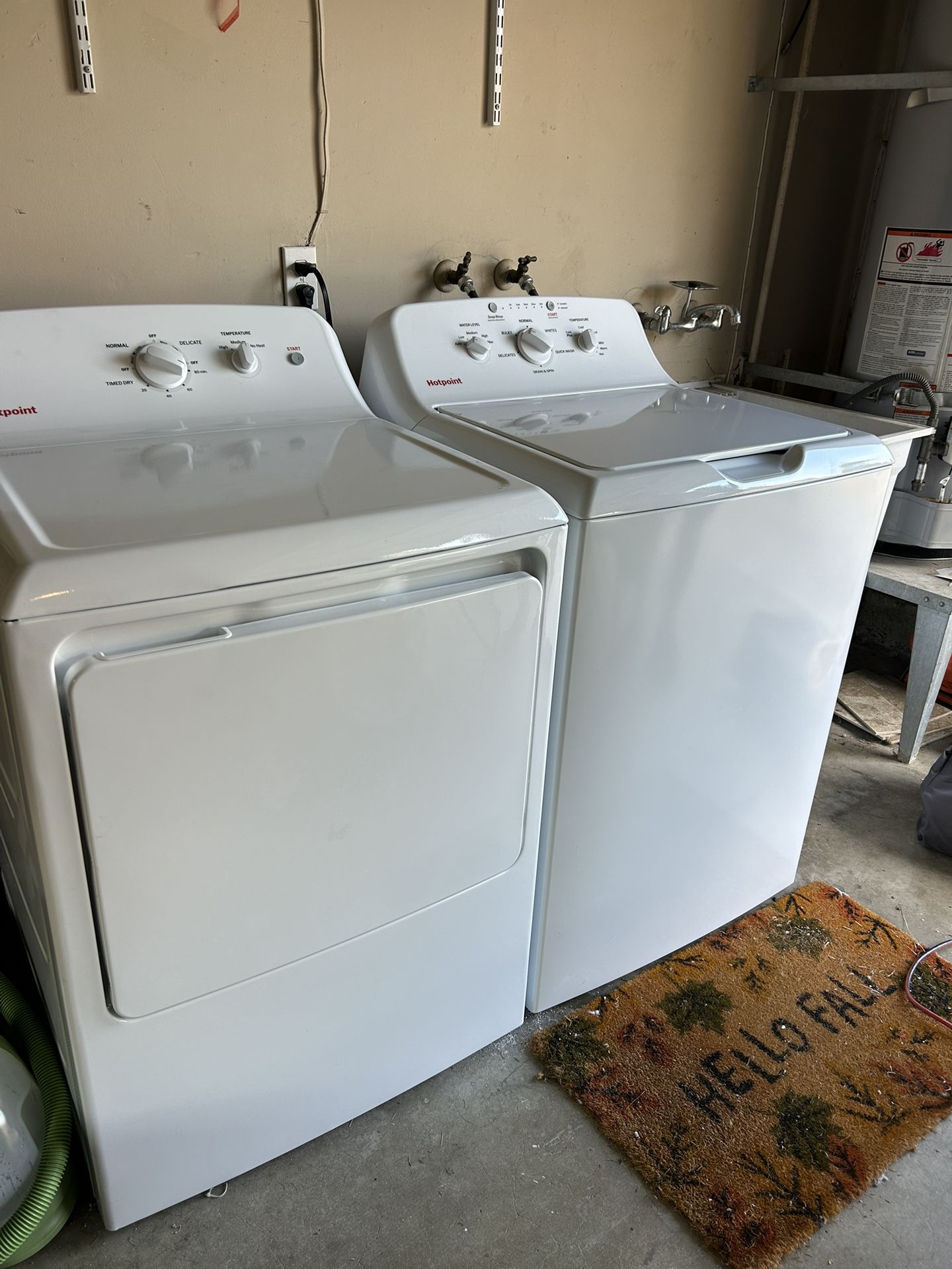 Washer and Gas Dryer Set *1 Yr Old*
