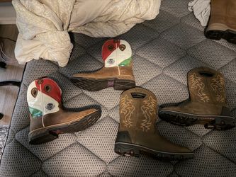 Boots men …..12