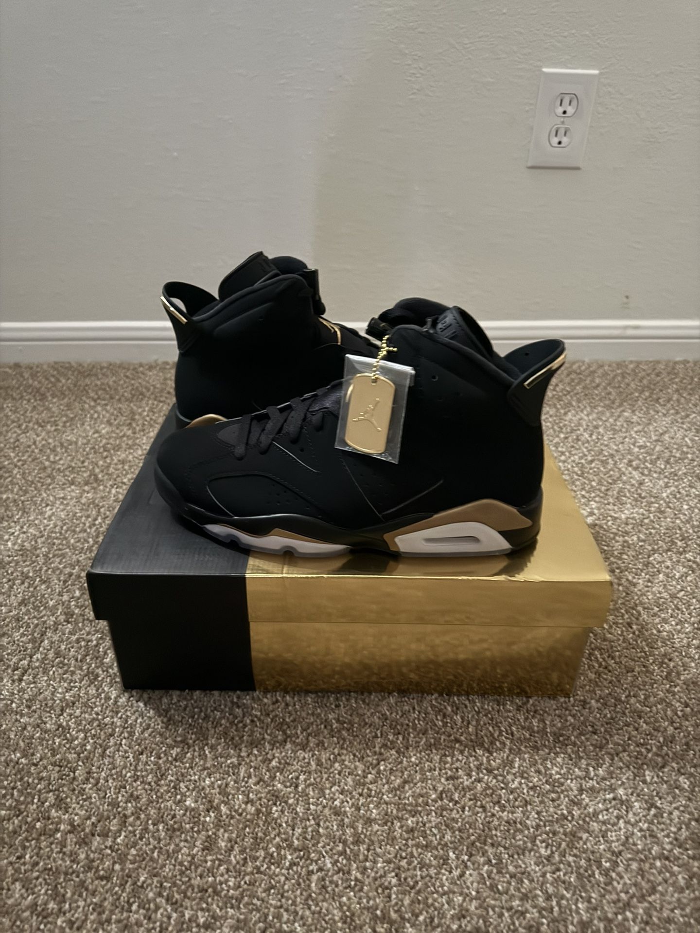 Jordans 6 Size 9