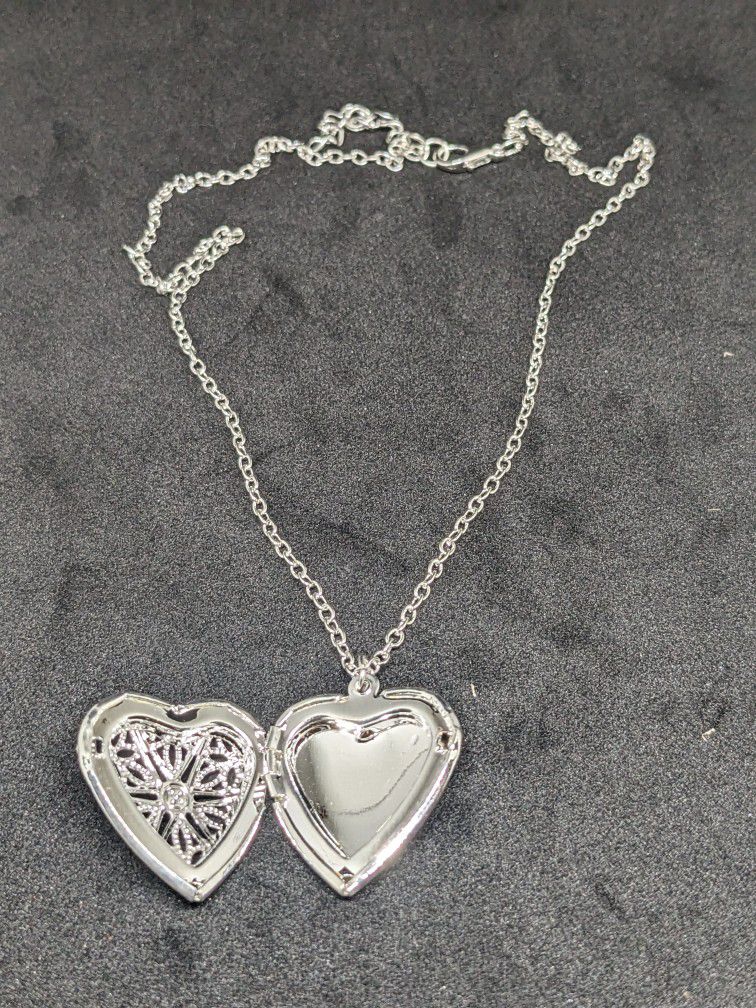 Heart Locket Necklace 