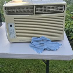 Frigidaire AC 
