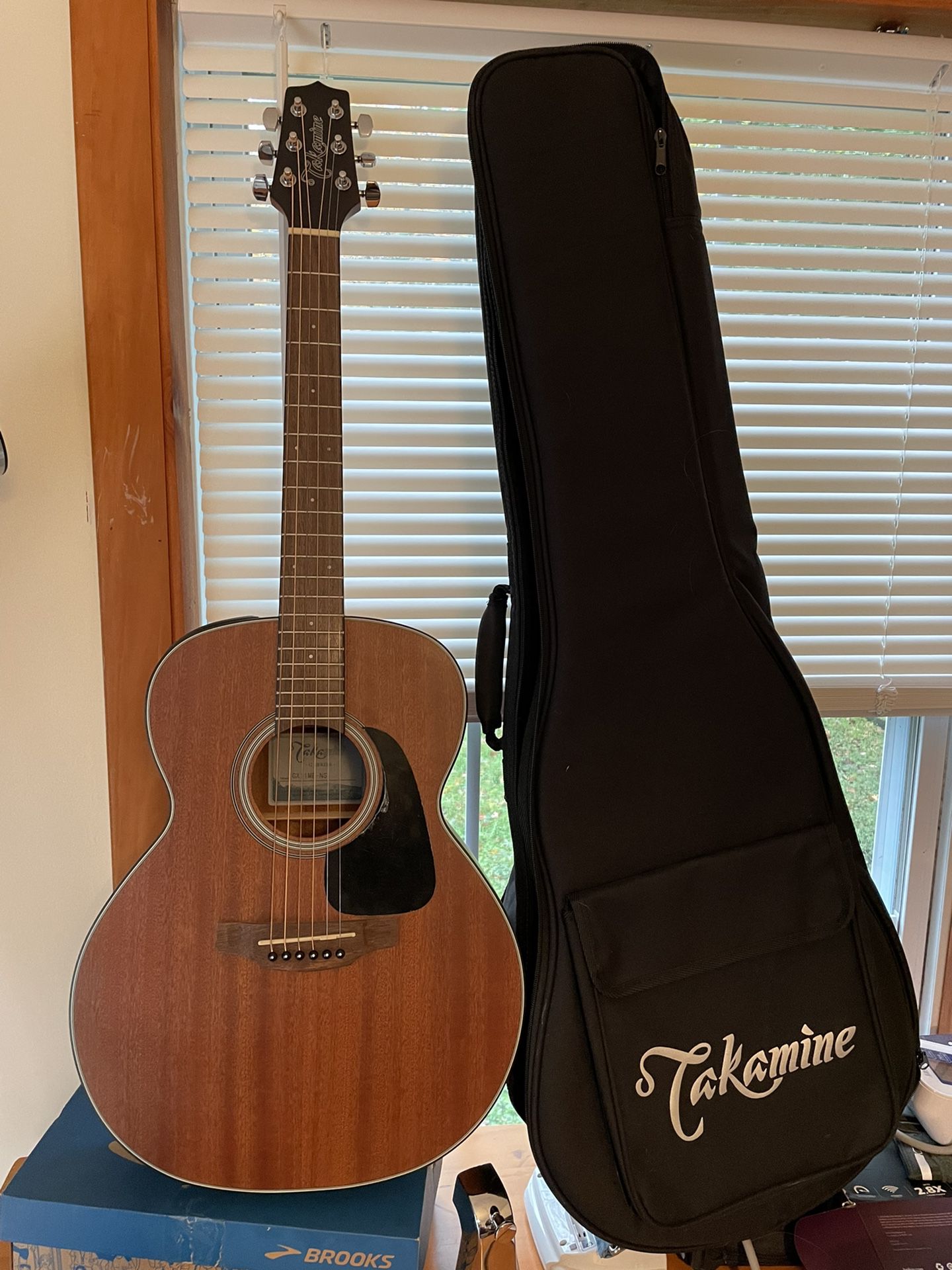 Takamine Price Reduced To 125.00