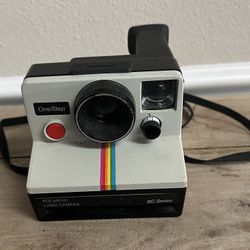 Vintage Polaroid Camera Not Tested just $25 xox