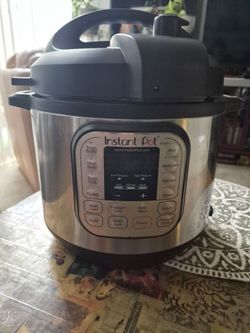 Instant Pot Duo 6-Quart 7-in-1 Multi-Use Programmable Pressure Cooker