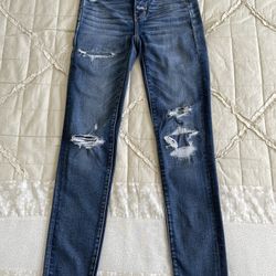 American Eagle women's jeans. Size: 0