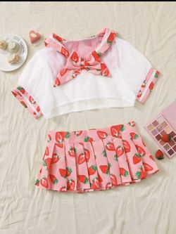 STRAWBERRY SHORTCAKE COSTUME/dress up /Halloween /ANY 2 COSTUMES FOR 50$