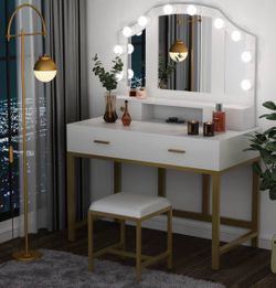 Vanity set