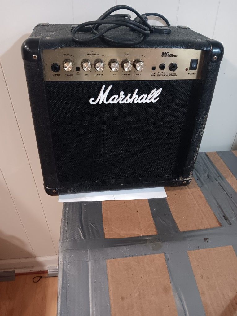 Amplified Bass Box