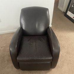 Leather Recliner / Lazy Boy 