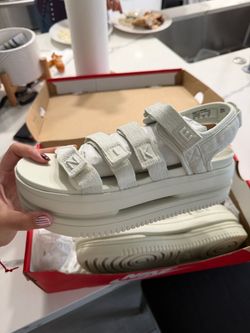 Nike Sandalias clásicas Icon para mujer