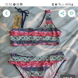 New Beautiful Bathing Suit Size 12/14 (M)Ladies . See Photos.  Cash Pickup Only 