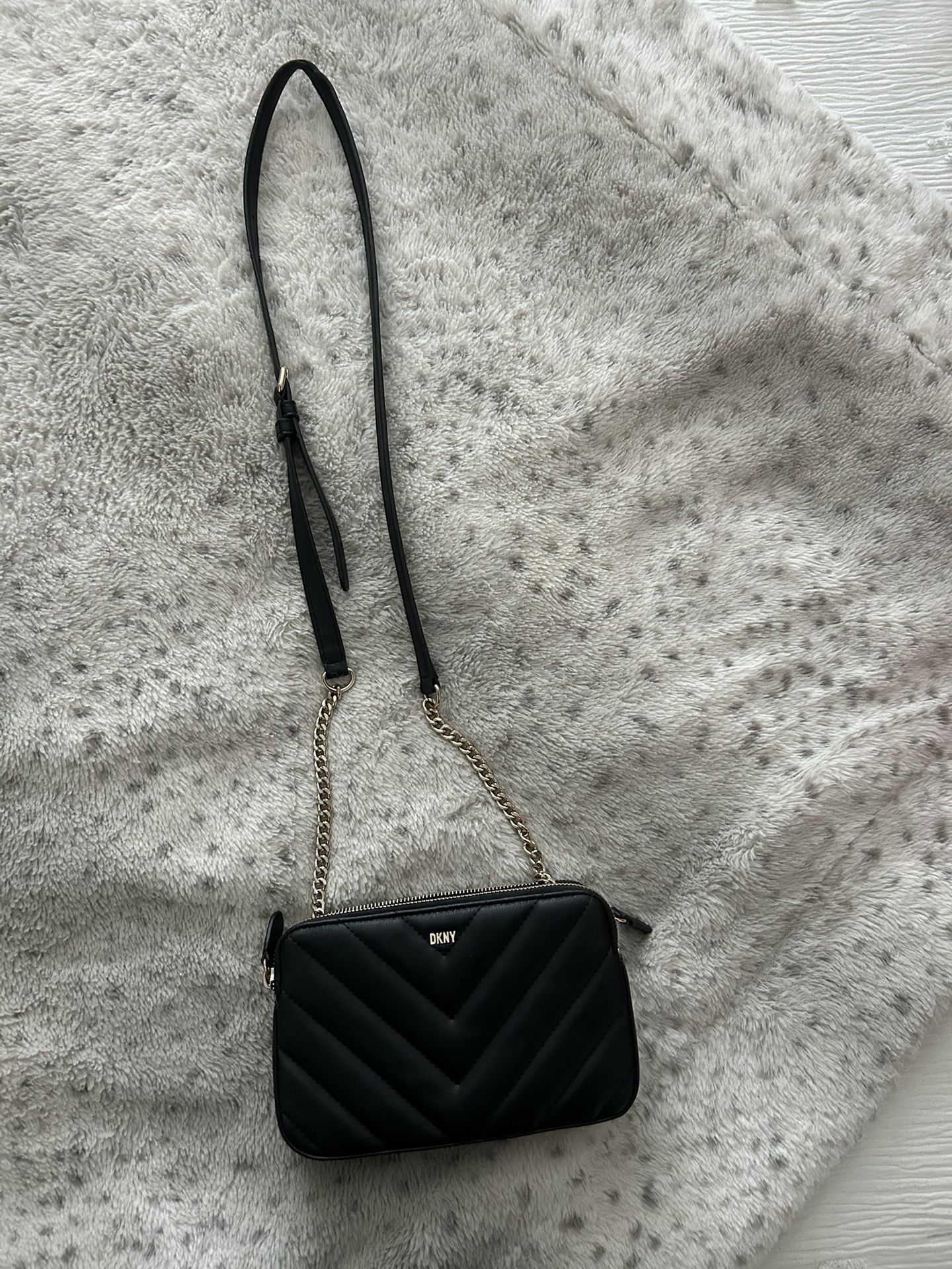 Black Purse 