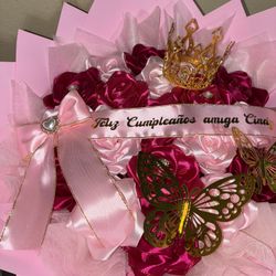 Eternal Roses / Rosas Eternas 