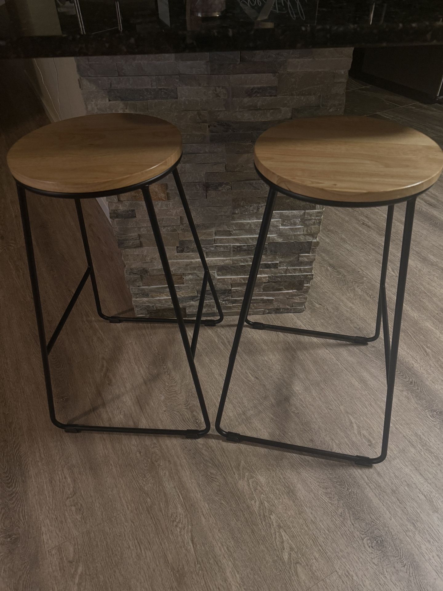 Set Of 2 Bar Stools