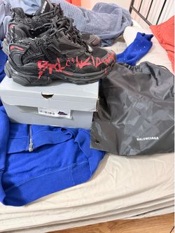 Balenciaga runners