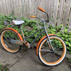 Ladies Huffy Cruiser Bike 