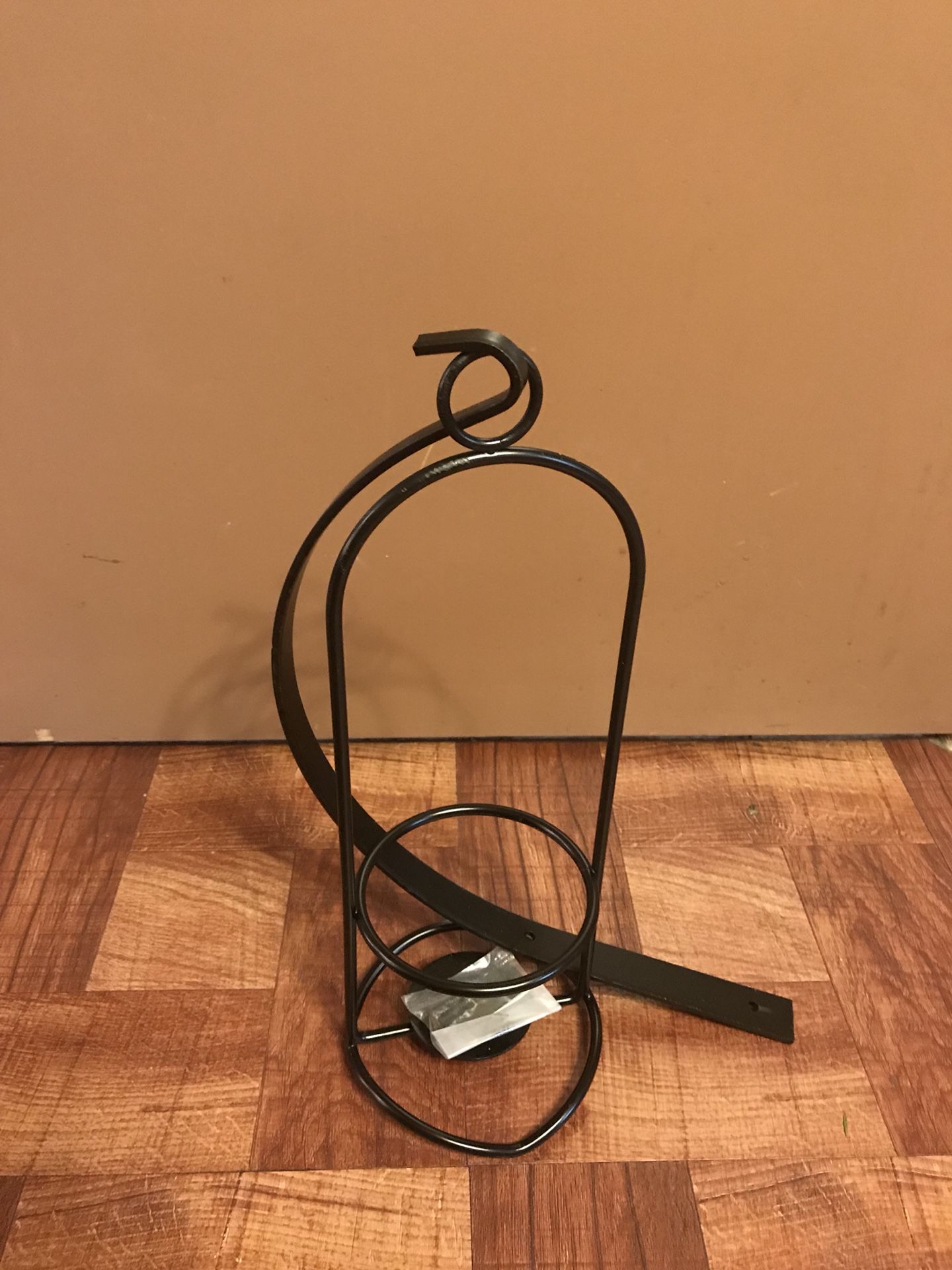 Candle holder