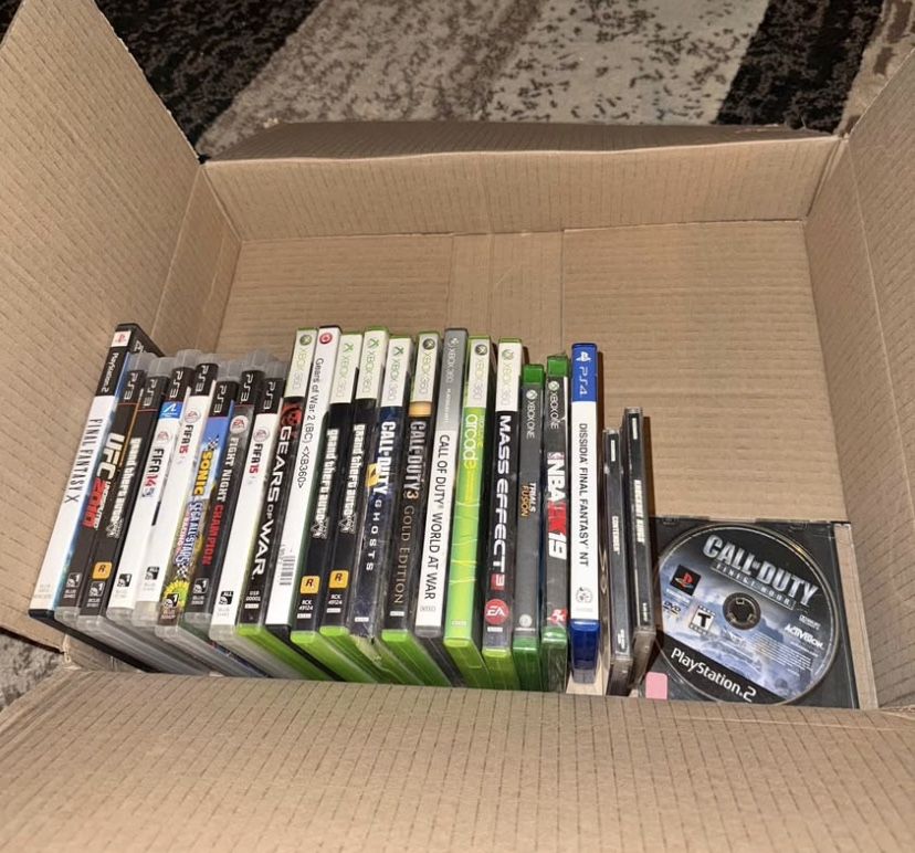 Large video game bundle (Market value $168)
