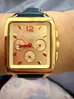 Coach women’s boyfriend watch