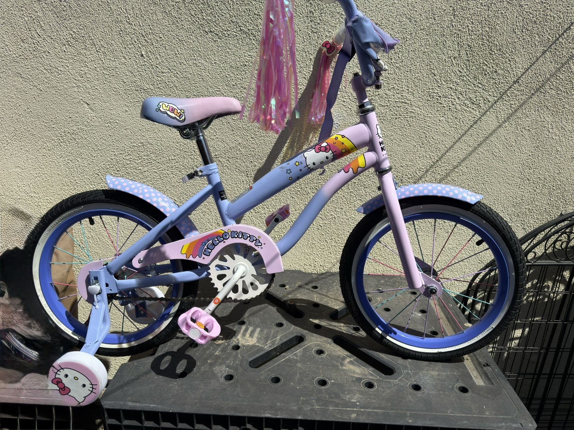 Like New Hello Kitty 16” Girls Bike With Hello Kitty Helmet
