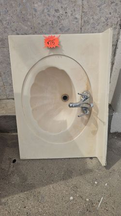 Counter Top w/ Facet