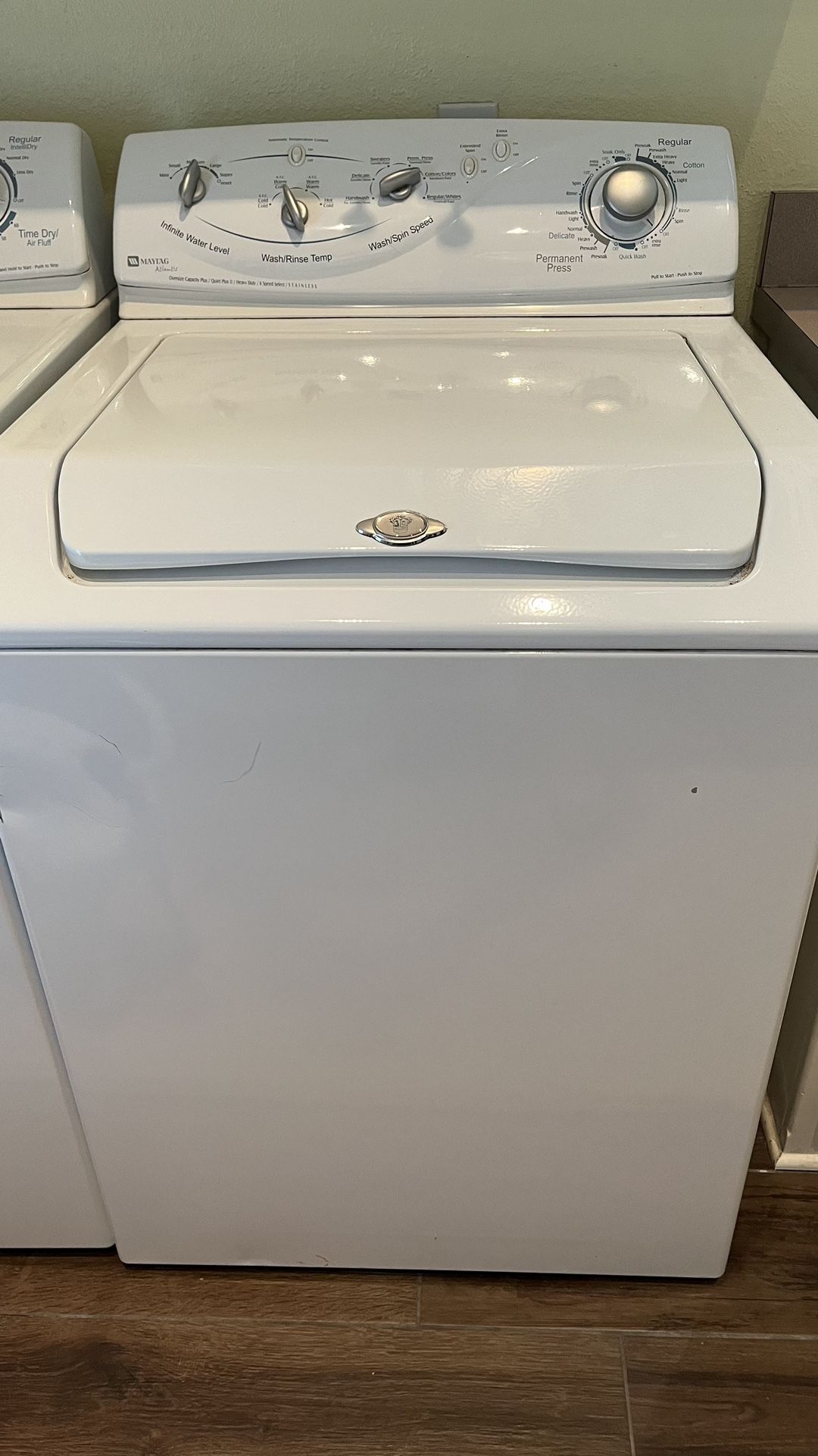 Maytag Atlantis Washer/Dryer Electric for Sale in North Richland Hills