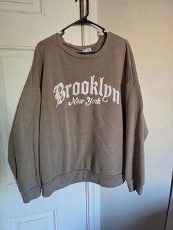 Brooklyn New York Graphic Crewneck Sweatshirt