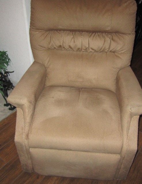 Brown, Powered Lift Chair and Recliner