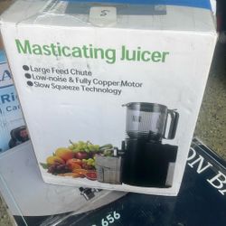 Masticating Juicer