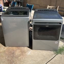 Whirlpool Washer And Dryer Set