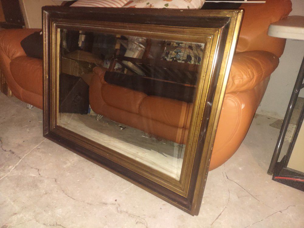 Large Mirror To Hang On Wall..Beveled Glass Pick Up In Selden..Price Is $10
