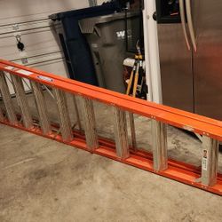 Werner 12' Step  Ladder