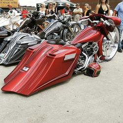 Harley Davidson stretched saddlebags Bagger kit