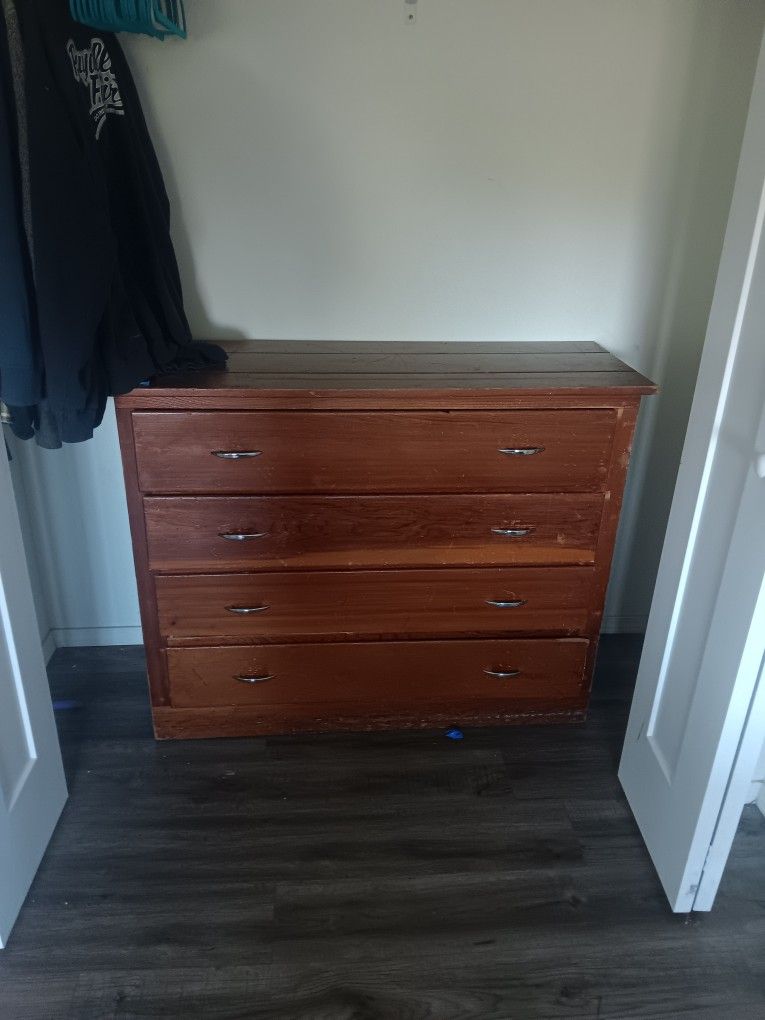 Wood Dresser