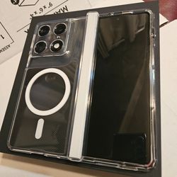 Motorola Razr Fold 2026 • Open Box ✨ • T MOBILE!  🩷 (Price Firm)