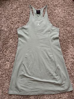 Dress Jordan Size L