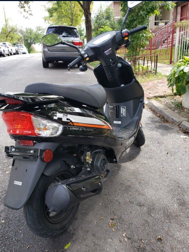 Jiajue Moped Scooter 50cc 2022 for Sale in Brooklyn, NY OfferUp