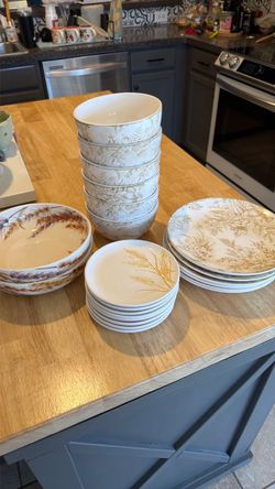 Harvest Dishes for 6 Plus Serving Bowls