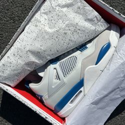 Jordan 4 Retro Military Blue 