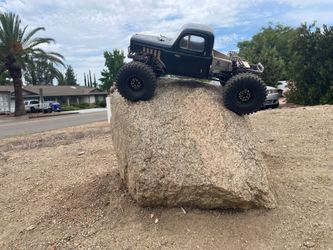 RC crawler Element straight axle rock pirates no expense spared