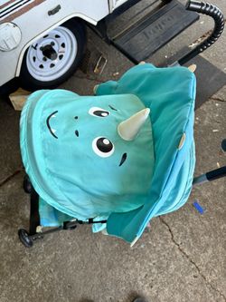 cute dinosaur umbrella stroller, like new for Sale in Portland, OR - OfferUp